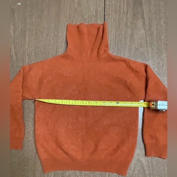 Charter Club 100% Cashmere RustTurtleneck Sweater - Picture 5 of 8